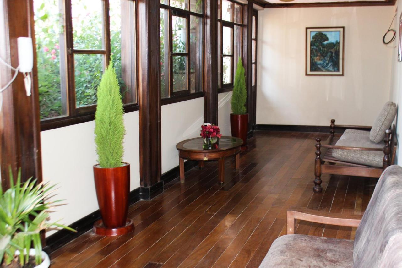 Hostal Viejo Olivo Sucre Exterior photo